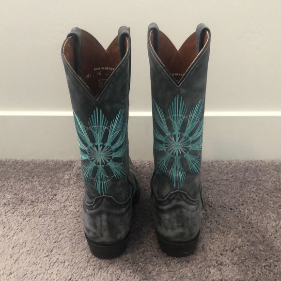 Eight Second Angel Boots - Picture 3 of 6